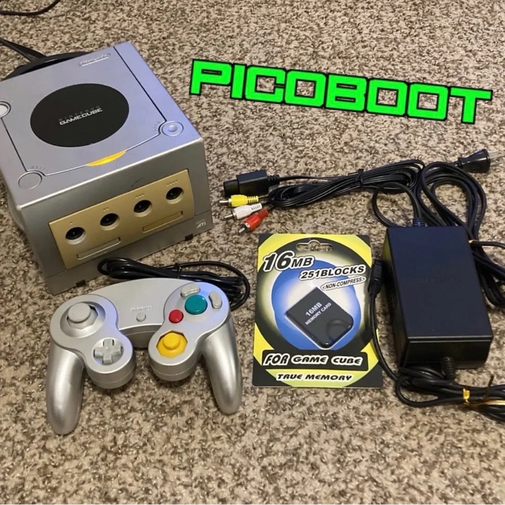 LOADED GAMES PICOBOOT BUNDLE modded GameCube DOL-101 64GB / +Memory / Controller